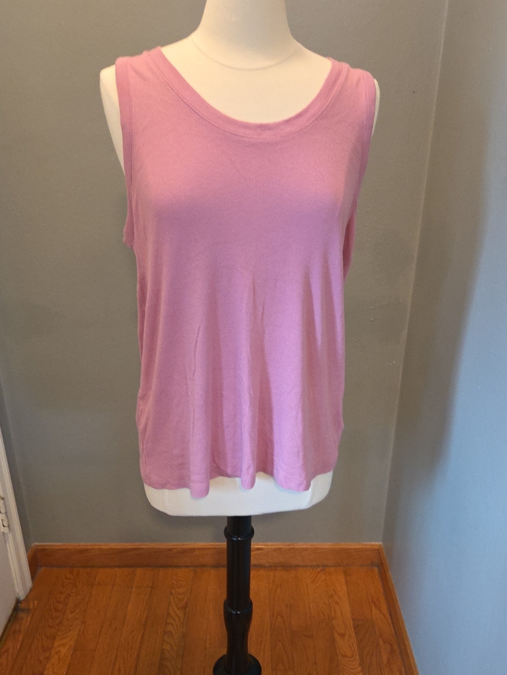Light Pink Scoop Neck Tank Top